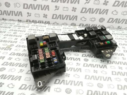 Блок запобіжників / комплект квт (к.с.) 8x2t-14290-td 2009 передній чорний