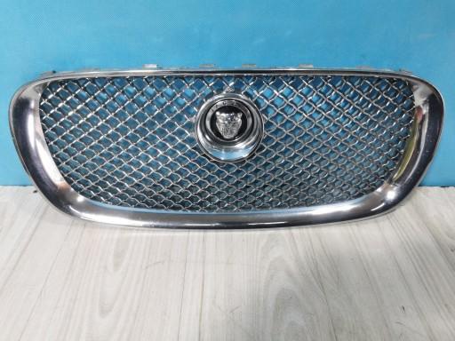 8X23-8A100-AE - Решітка радіатора Jaguar XF X250 07/11