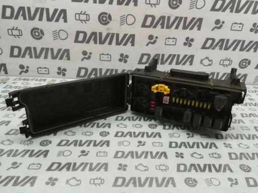 Блок запобіжників / комплект квт (к.с.) 04692114ac 2006 передній чорний