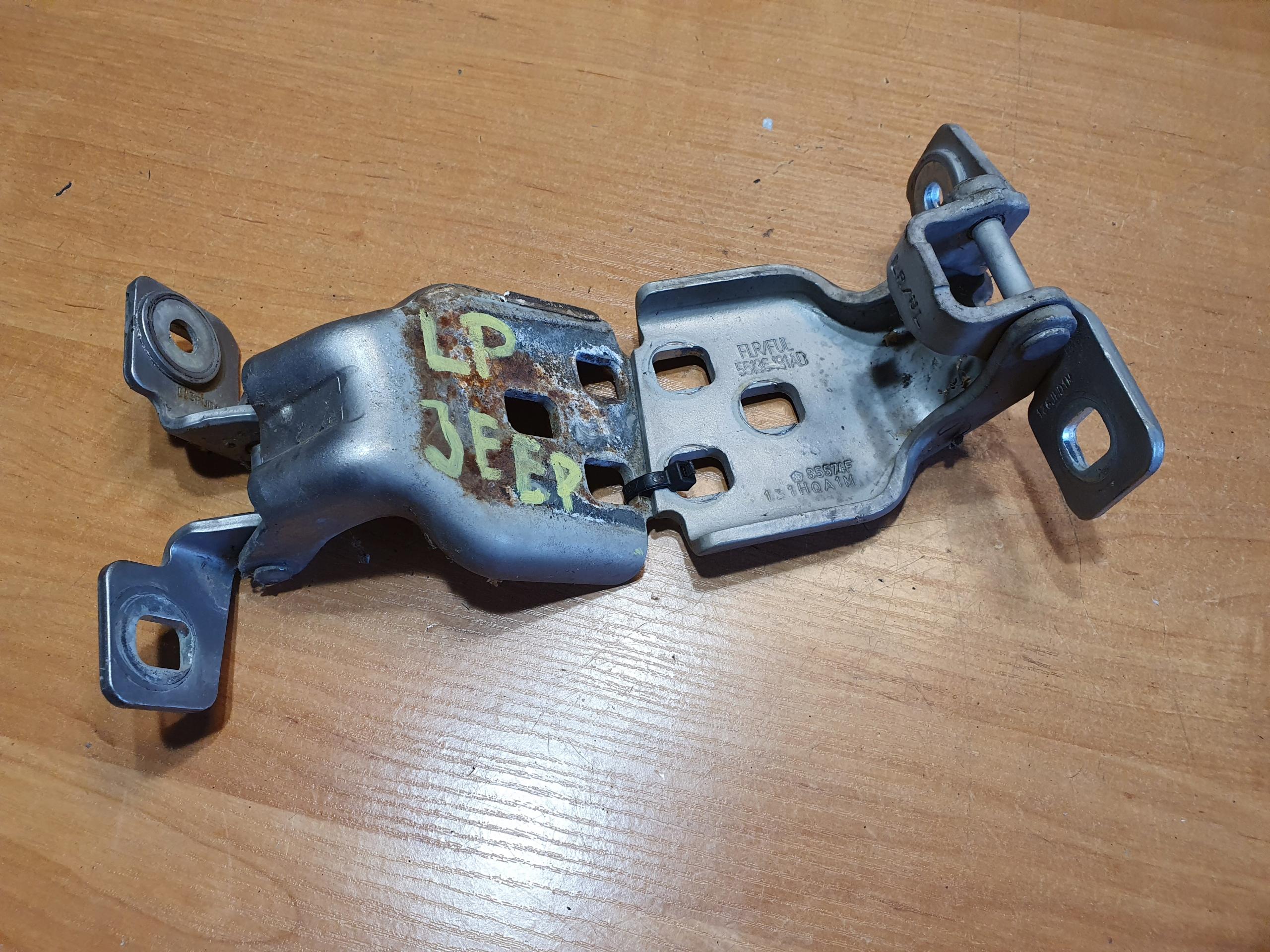 55136481AE - Jeep Grand Cherokee WJ Дверні петлі ліва передня