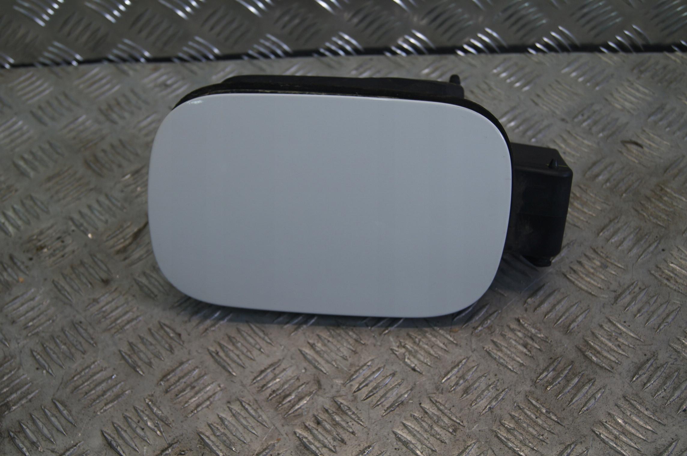 Jeep Grand Cherokee WK2 крышка топливного бака