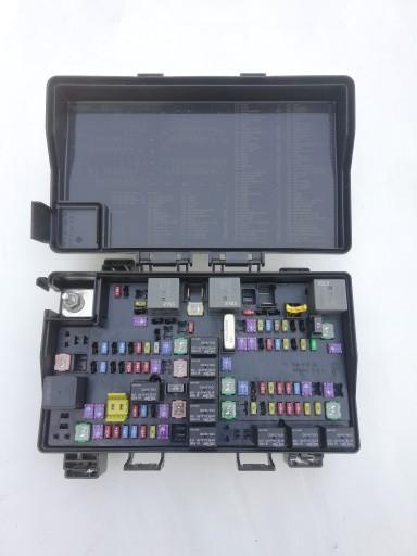 P68253442AC - Блок запобіжників Jeep Grand Cherokee WK2 SRT