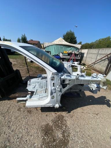 21334342 - Jeep Grand Cherokee WL ПРАВАЯ РАМА С КРЫШЕЙ ПРАВАЯ ЧЕТВЕРТЬ