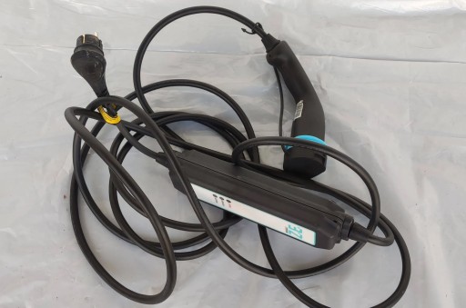 ЗАРЯДНЫЙ КАБЕЛЬ RENAULT ZOE KANGOO CHARGER 296905986R 243401523R