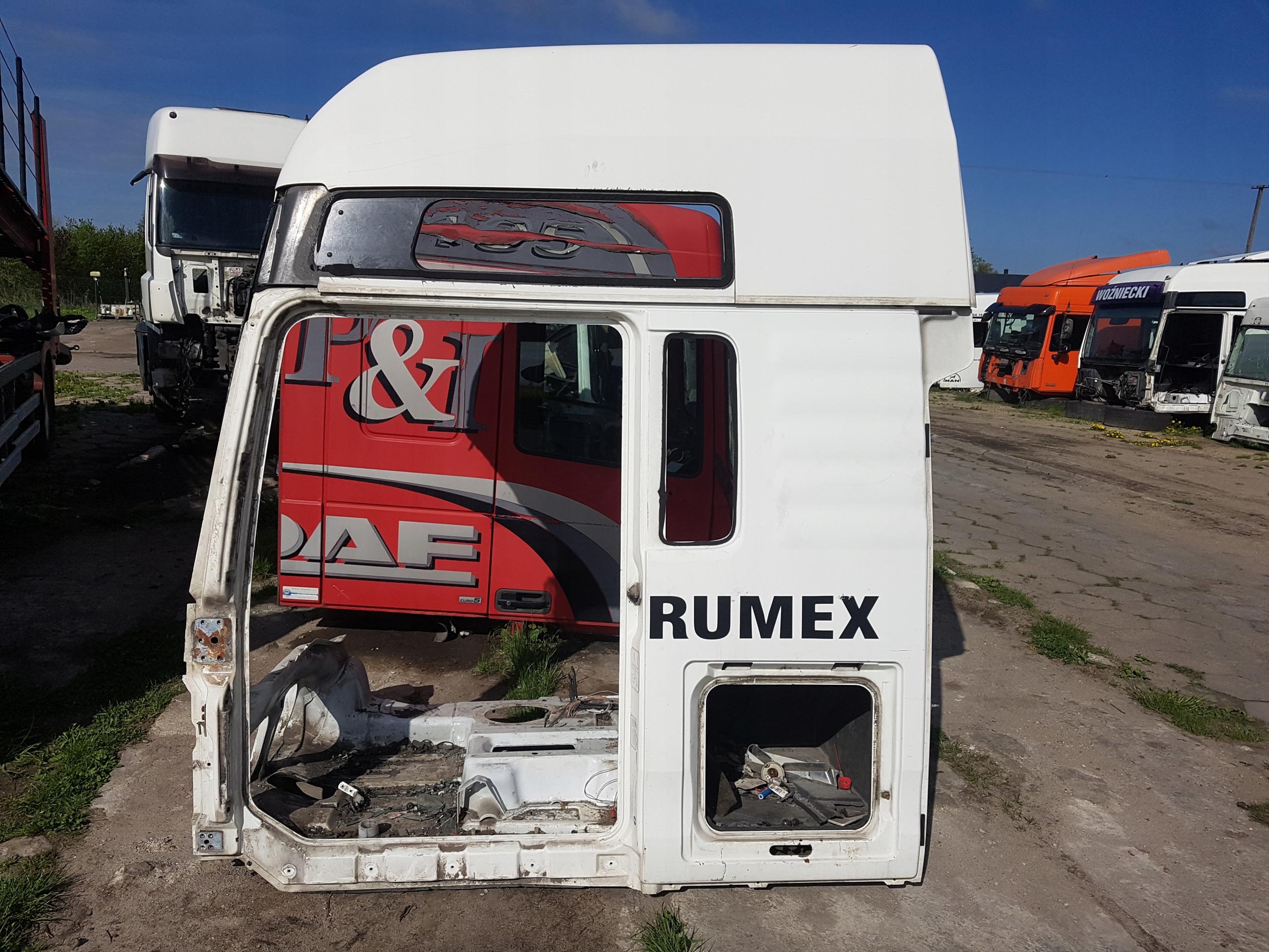 КАБИНА ЧЕТВЕРТЬ СТОРОНА КАБИНЫ ОБШИВКА MAN TGX