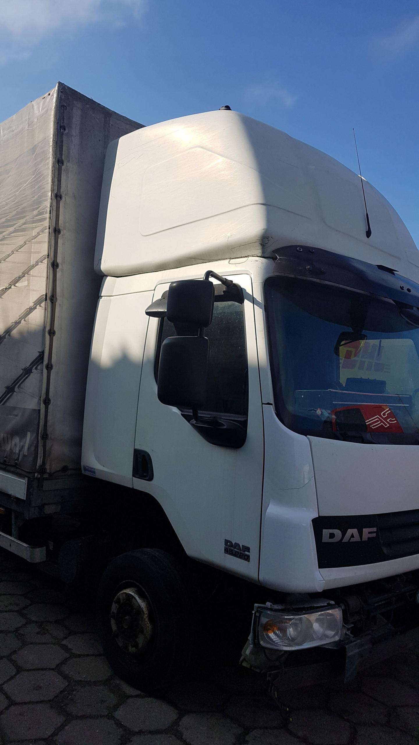 456626 - КАБИНА ГОЛАЯ С КУРЯТНИКОМ DAF 45 55 LF 2009 ГОД