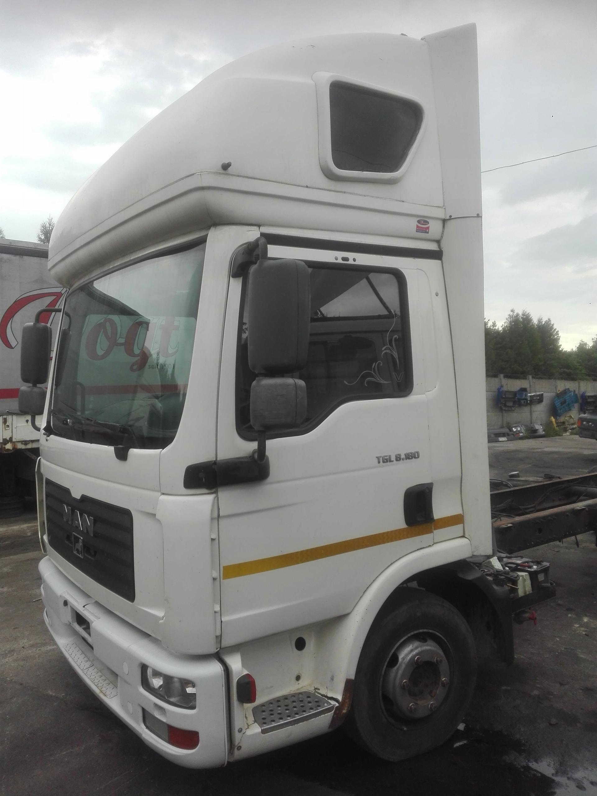 КАБИНА MAN TGL ДНЕВНОЙ КУРЯТНИК ГЛОБУС 5000 ЗЛ НЕТТО