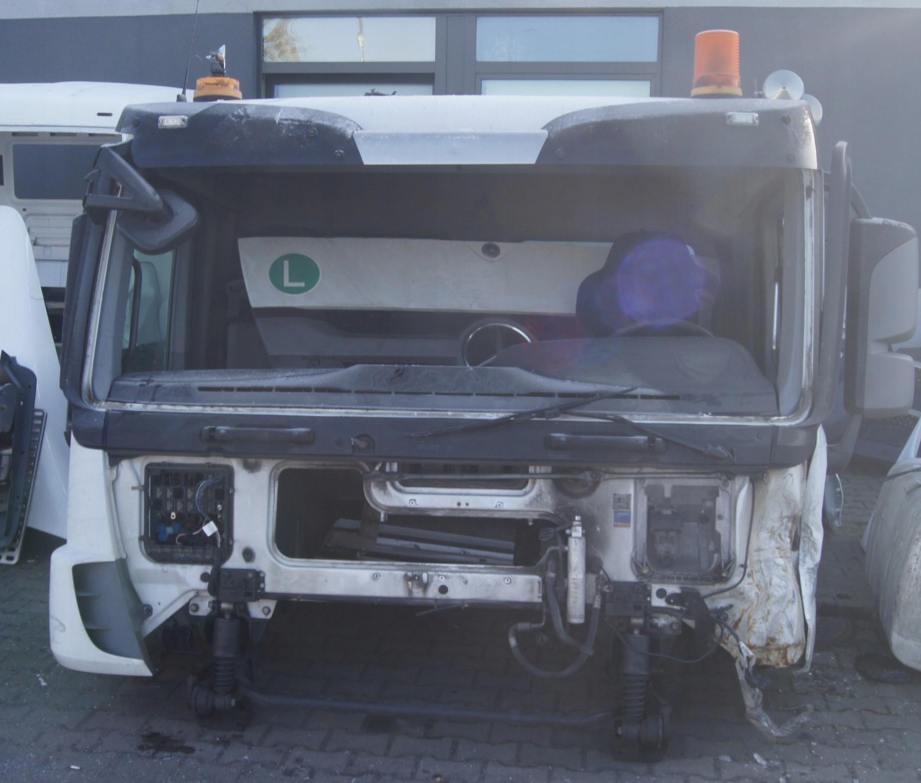 КАБИНА MERCEDES ACTROS MP3 СТРОИТЕЛЬНАЯ КОРОТКАЯ НИЗКАЯ