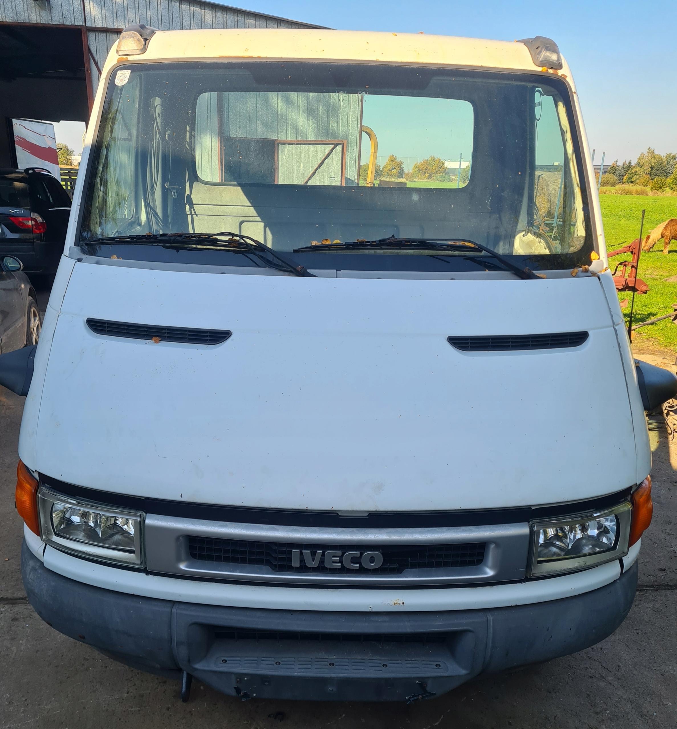 4 - КАБІНА IVECO DAILY 99-06 ПЕРЕДНЯ