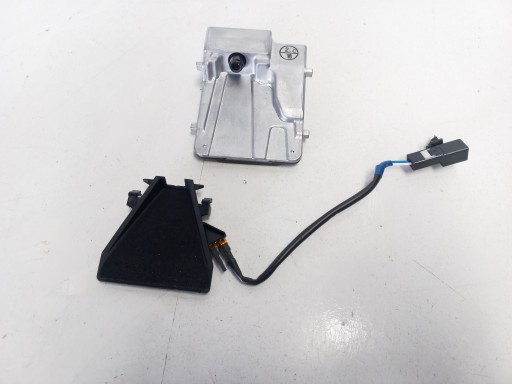 КАМЕРА ПОМІЧНИК LEXUS UX 250H F SPORT 8646C-76020