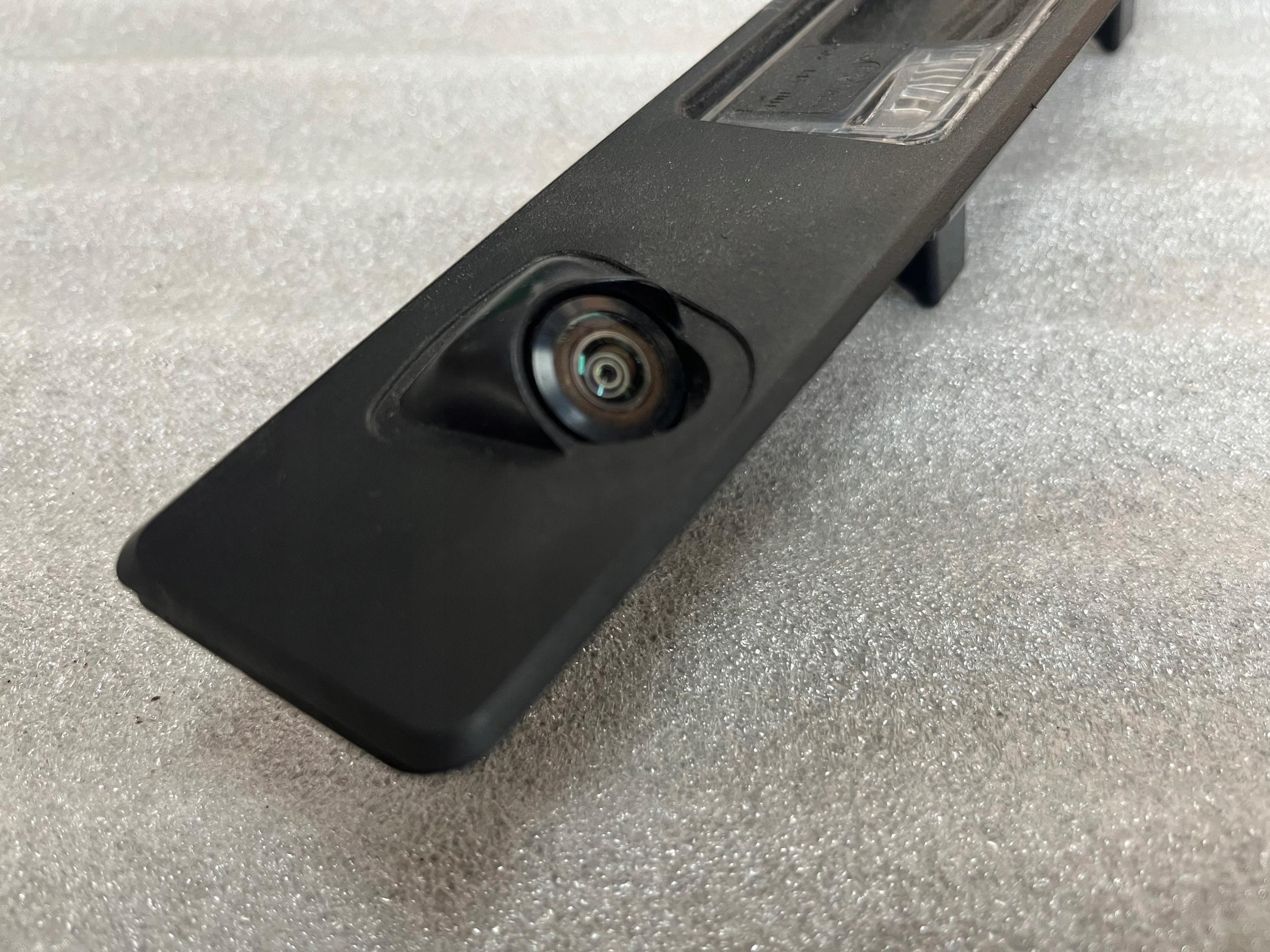 КАМЕРА ЗАДНЕГО ВИДА VOLVO XC60 II МИКРО КОНТАКТ 31675542