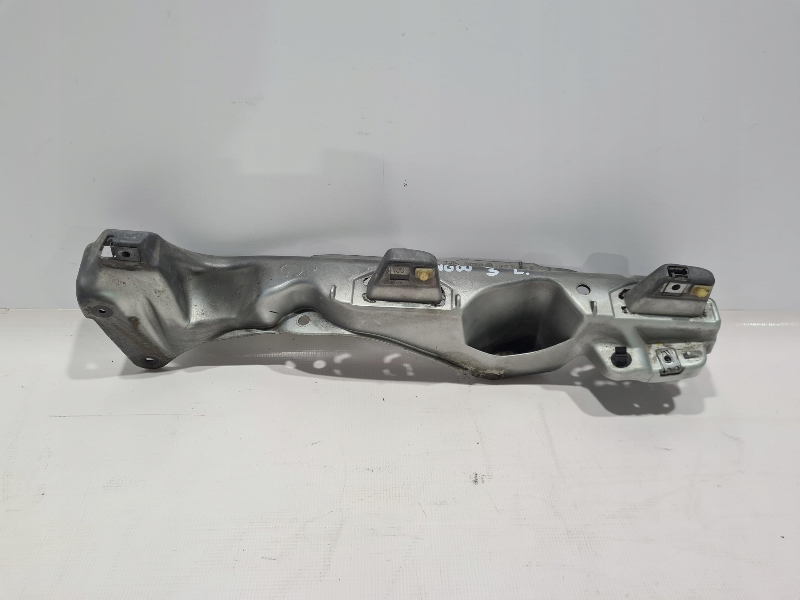 КРІПЛЕННЯ КРИЛА KANGOO II III ЛІВЕ 8200381901