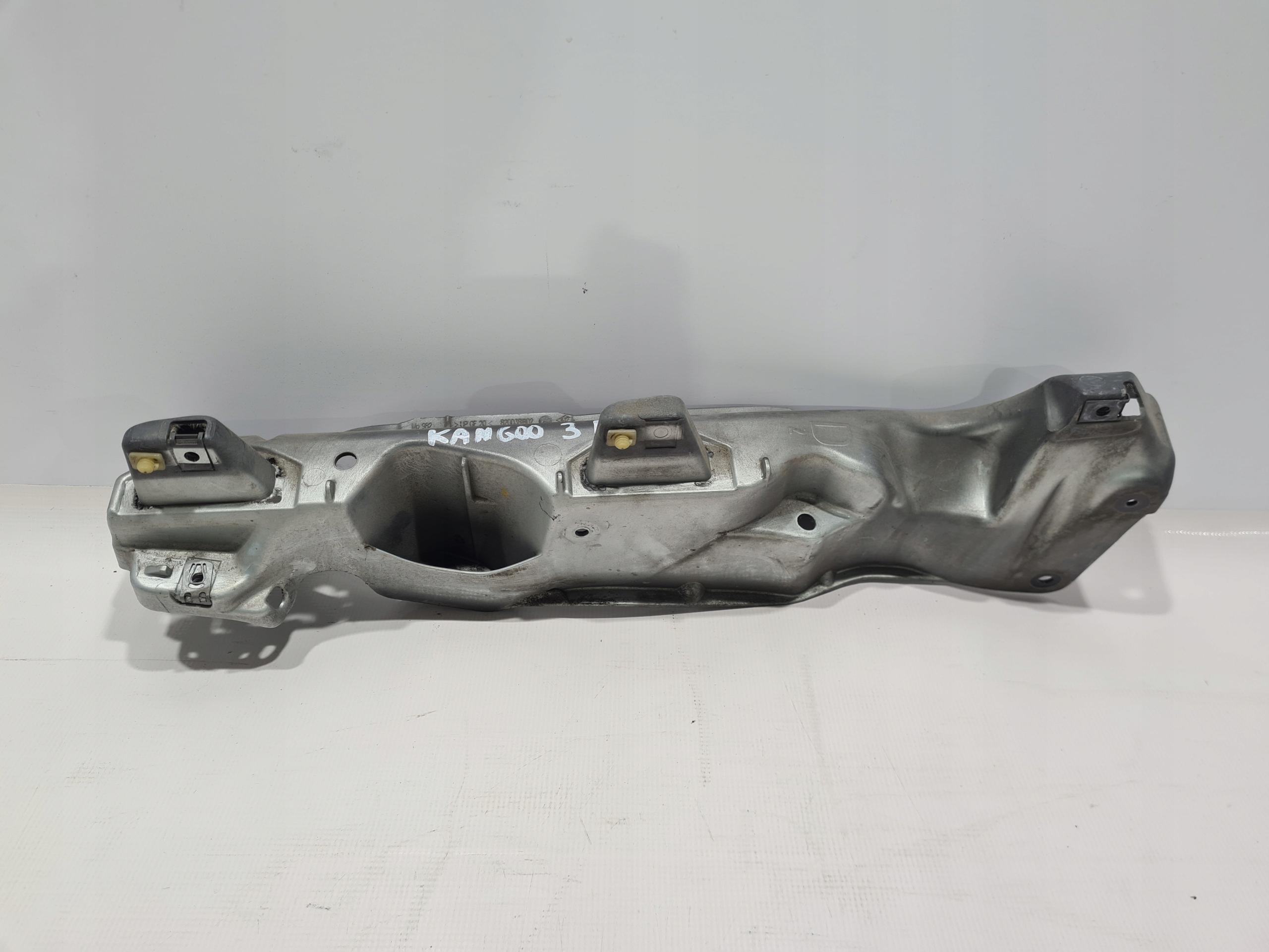 KANGOO II III КРІПЛЕННЯ КРИЛА ПРАВЕ 8200381902