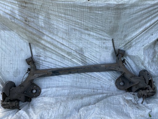 Kia carens iv 2013-16 задняя луча оси подвески