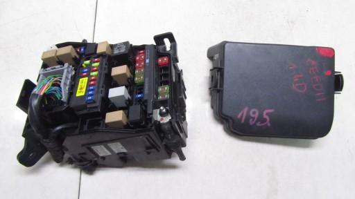 043/195 - KIA CEED II 1.4 БЛОК ПРЕДОХРАНИТЕЛЕЙ 12-16 195