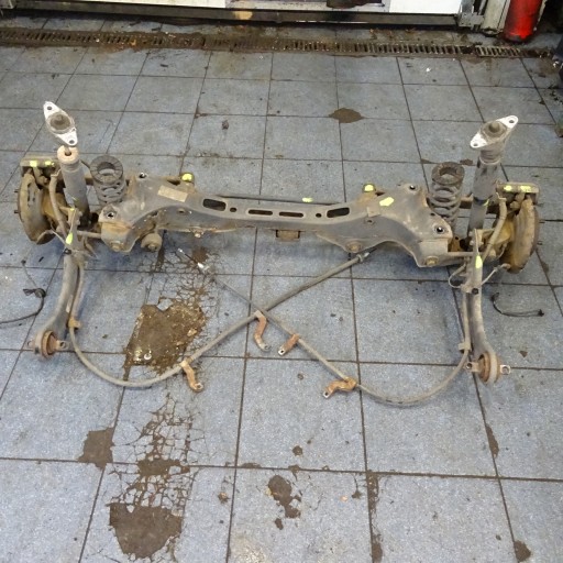 Задня вісь kia ceed ii