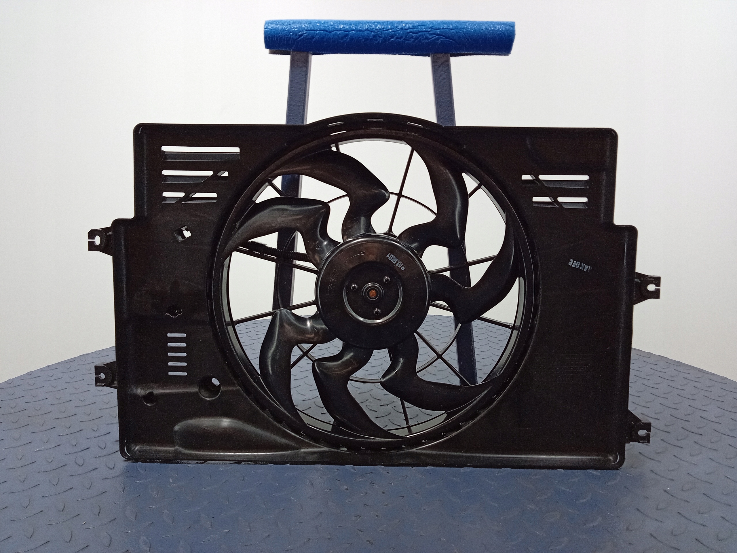 25380-G4200 - KIA CEED III 1.0 T-GDI ВЕНТИЛЯТОР РАДИАТОРА