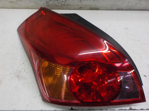 Kia ceed лівий задній ліхтар