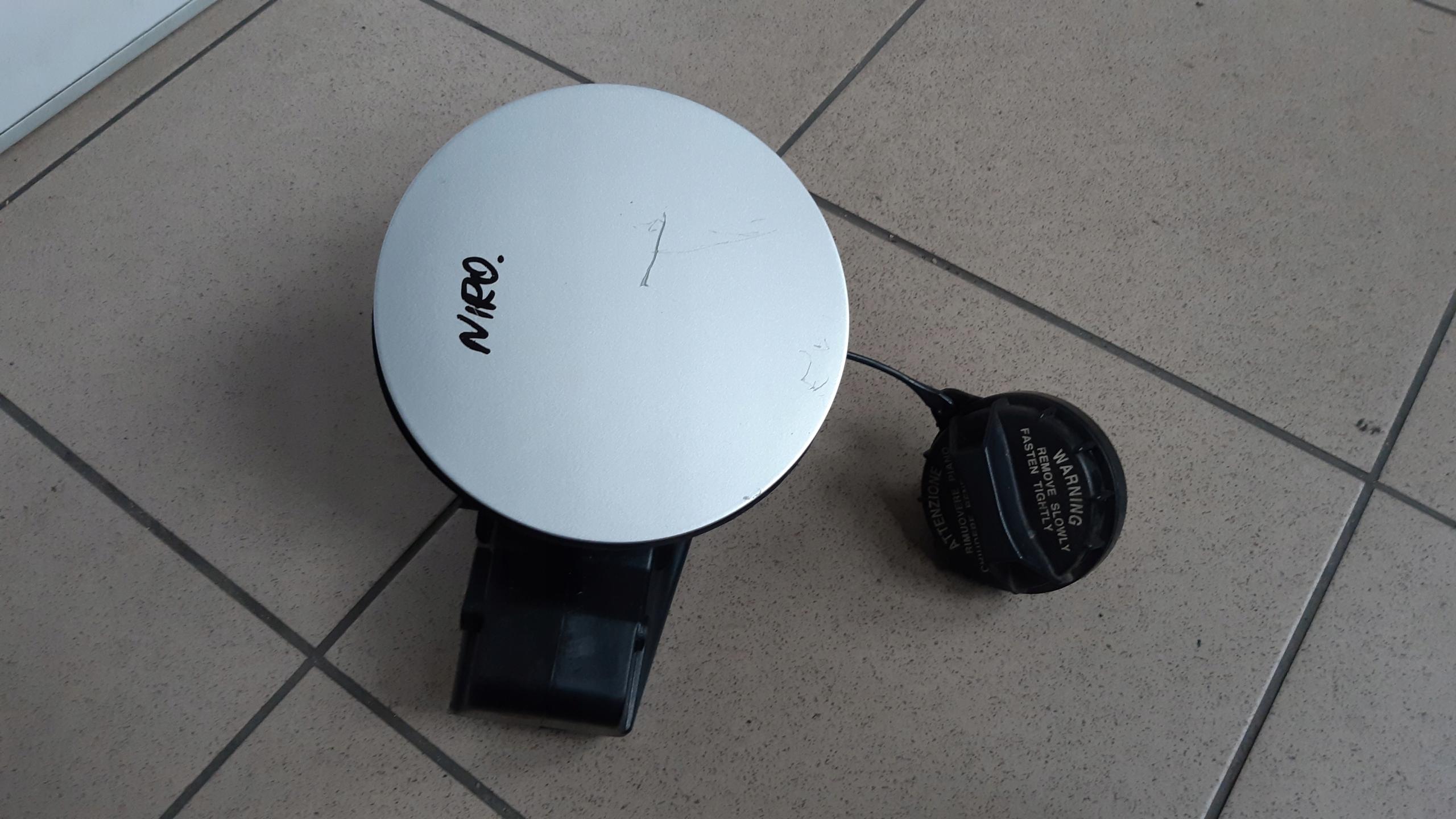 69510-G5000 69513-G5000 - KIA NIRO 2016-22R ГИБРИД КРЫШКА ТОПЛИВНОГО БАКА