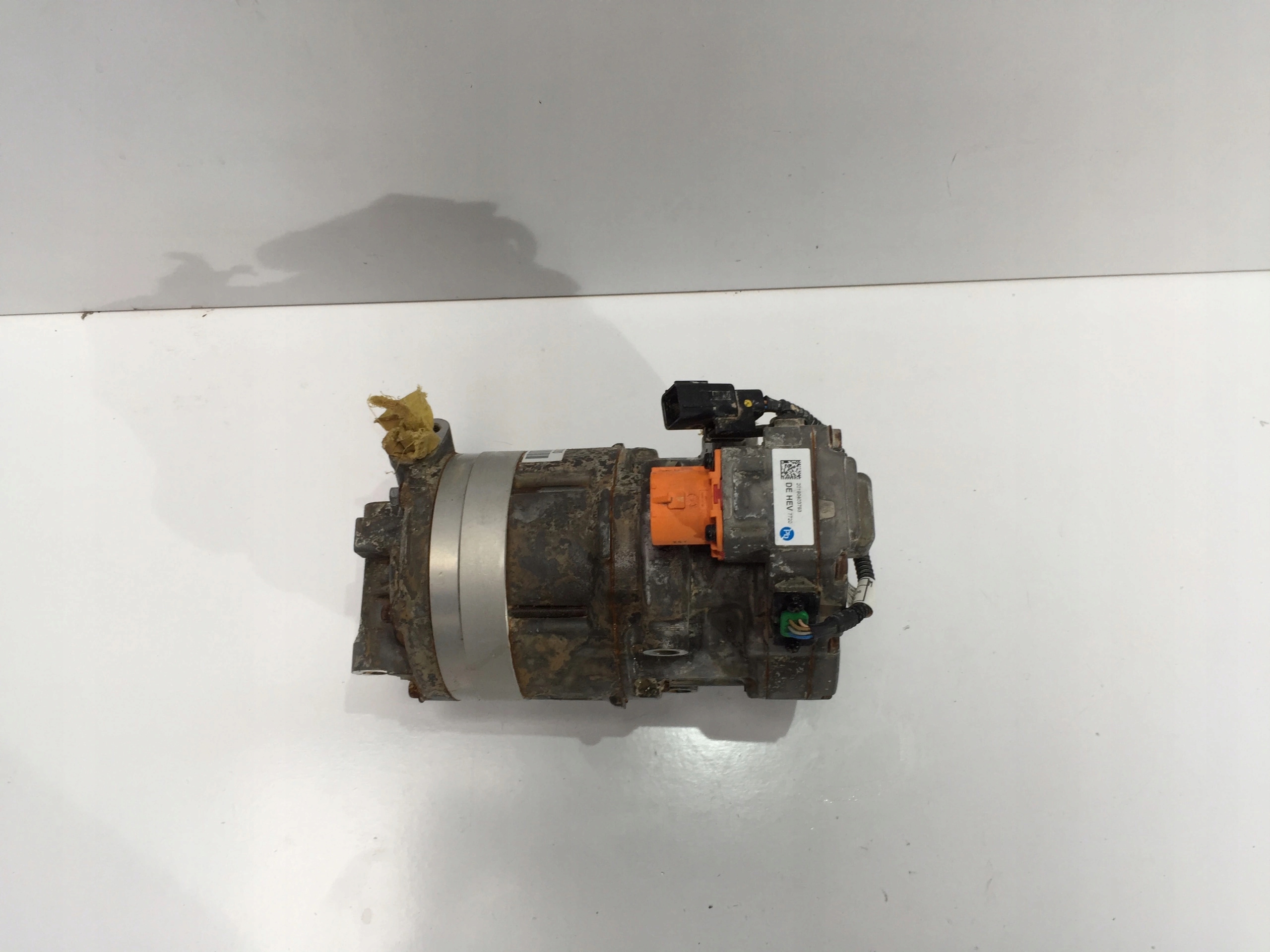 F502NDGAA03 - KIA NIRO HYBRID КОМПРЕССОР КОНДИЦИОНЕРА HANON HES27