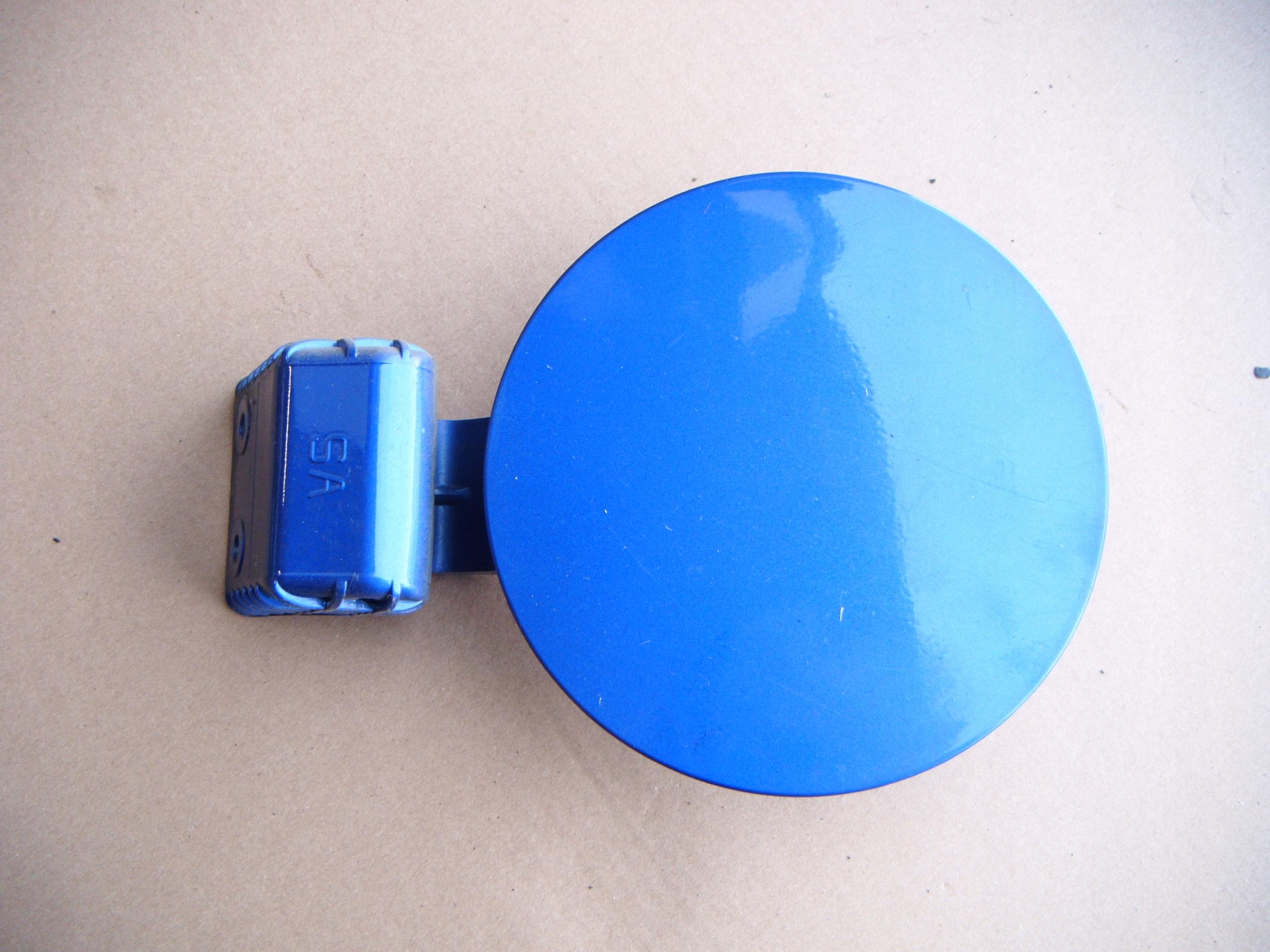 03- T3 - Kia PICANTO і 03-T3 кришка паливного бака