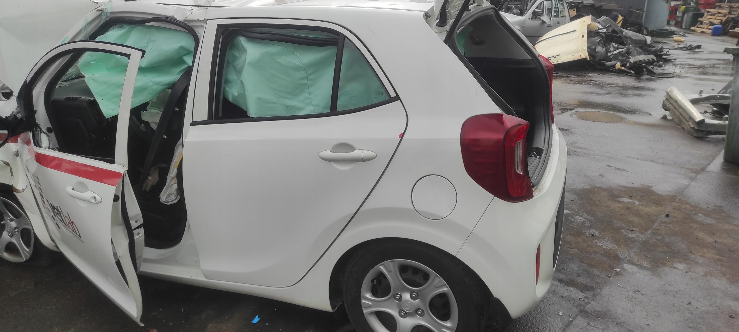 KIA PICANTO III КРИШКА ПАЛИВНОГО БАКА UD 2021