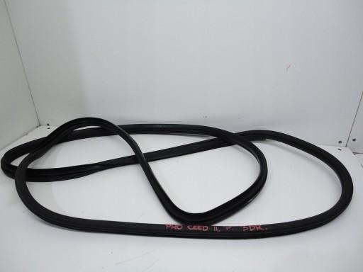 KIA PRO CEED II УЩІЛЬНЕННЯ КУЗОВА ПРАВОЇ ДВЕРІ