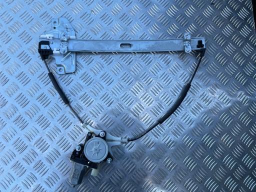 KIA RIO III 3D СТЕКЛОПОДЪЕМНИК ПРАВЫЙ 82460-1W300