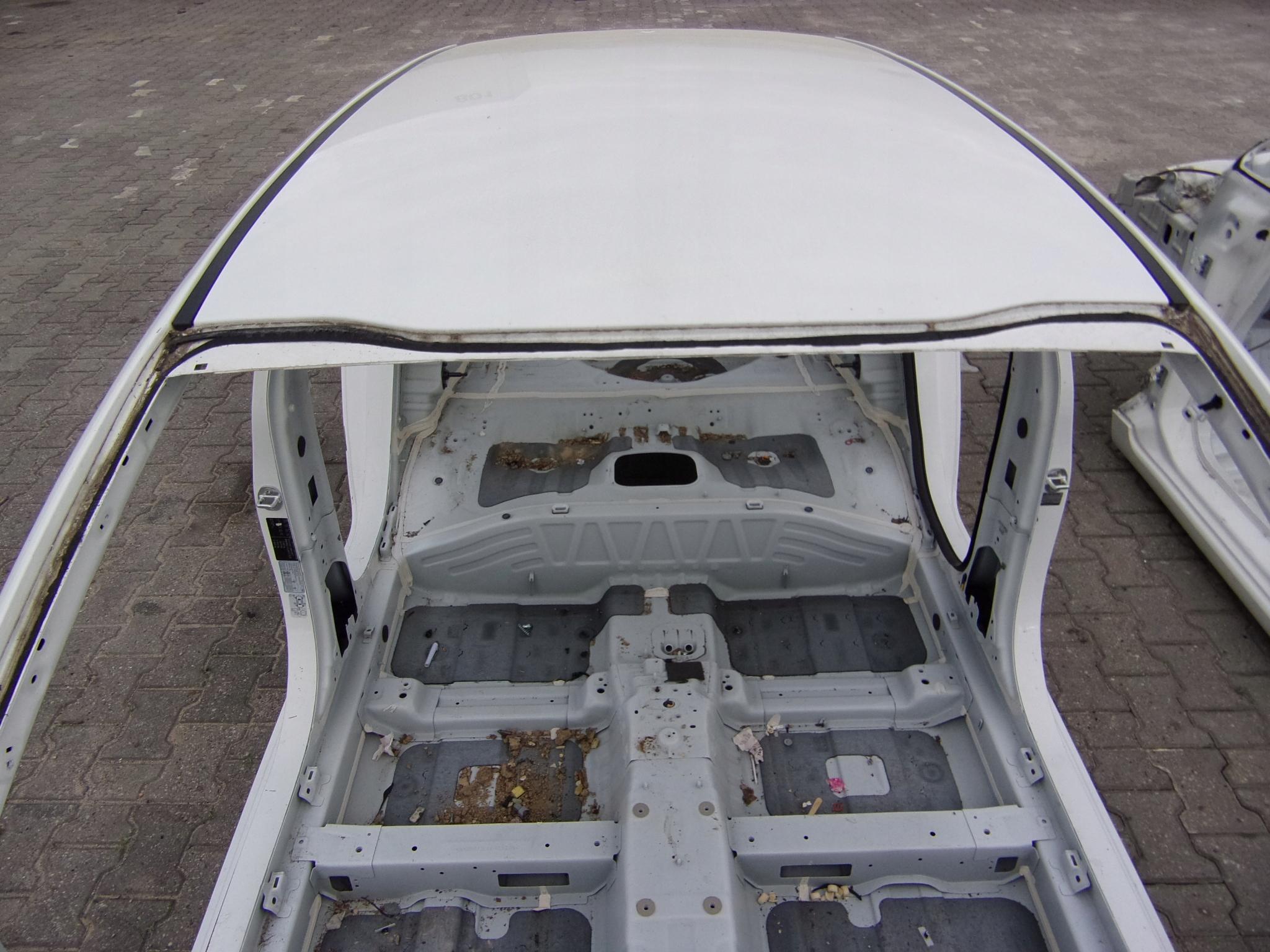 KIA RIO IV 5 ДВЕРЕЙ 17 - КРЫША