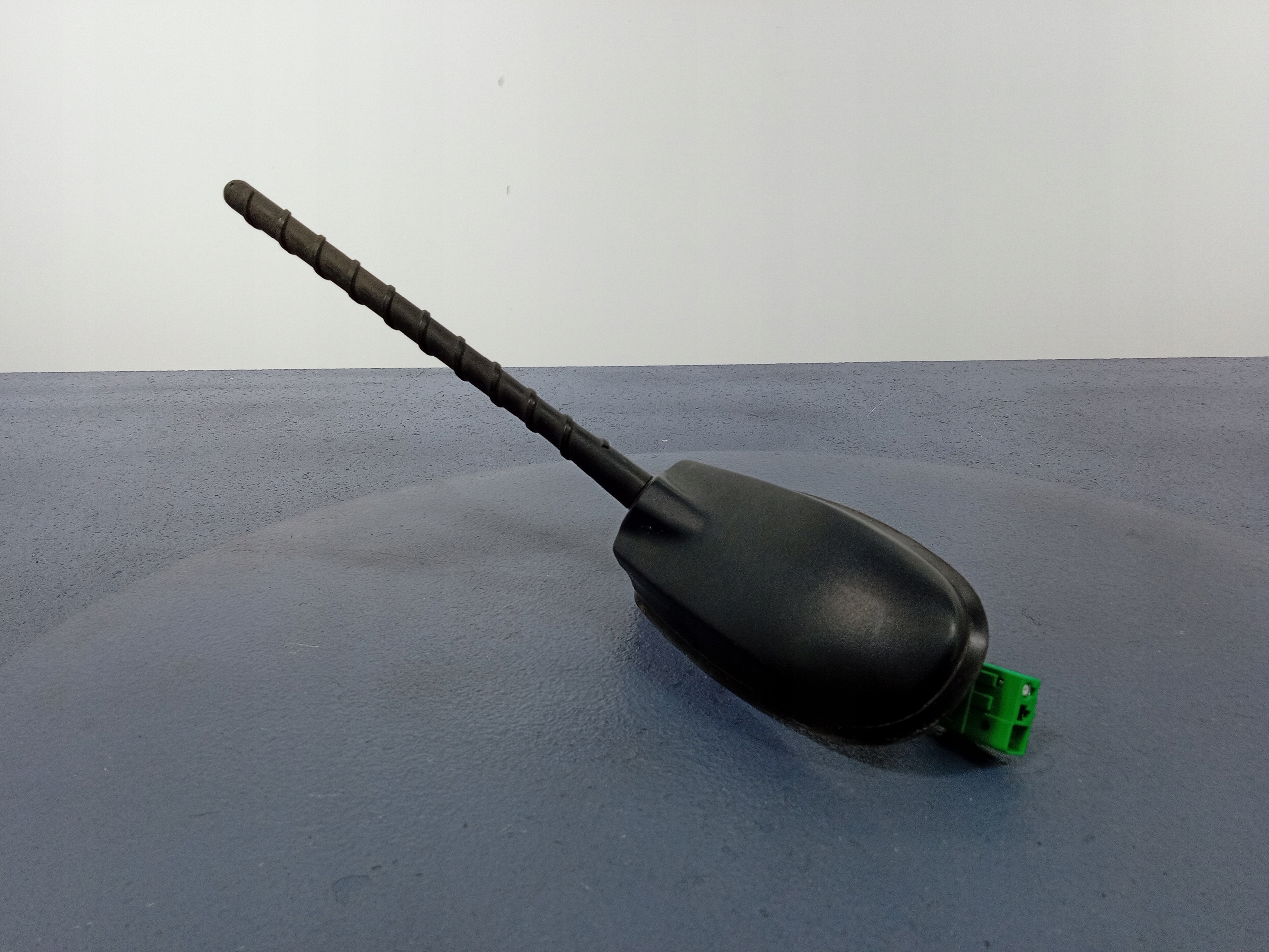 Kia Rio IV YB антена на дах BAT 96210-H8200