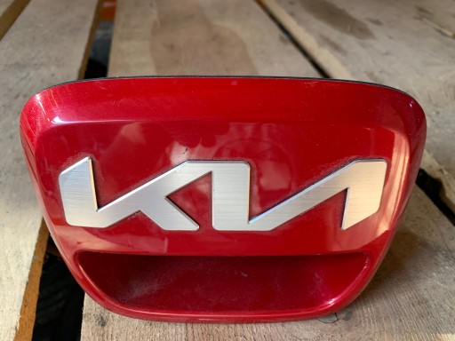KIA RIO V РУЧКА, ЕМБЛЕМА ЗАДНЬОЇ РУЧКИ 81820-H8300