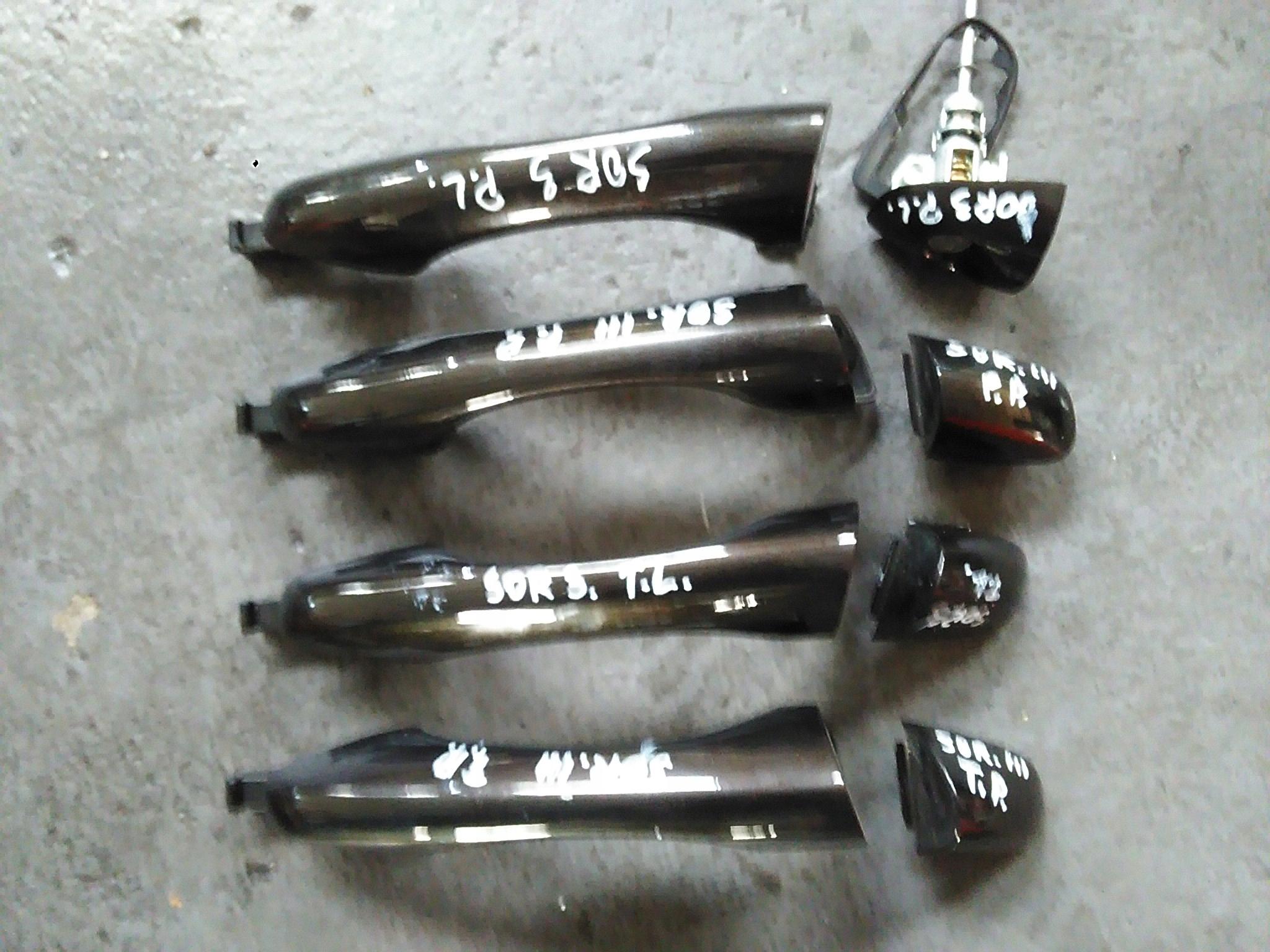 KIA SORENTO III 2015-18 РУЧКА ДВЕРИ ПЕРЕДНЯЯ ЗАДНЯЯ L P