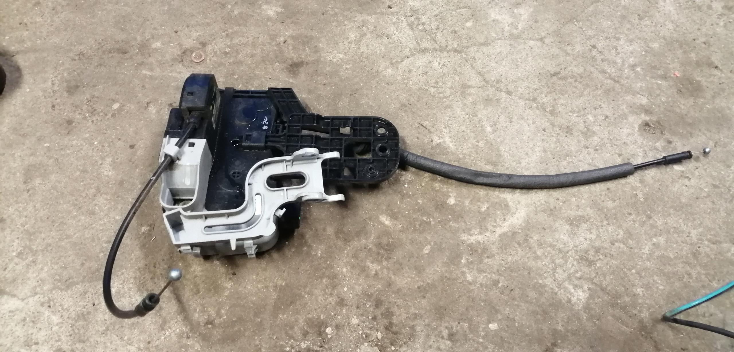 KIA VENGA ЗАМОК ДВЕРИ ПЕРЕДНИЙ ЛЕВЫЙ ЕВРОПА 4 PIN