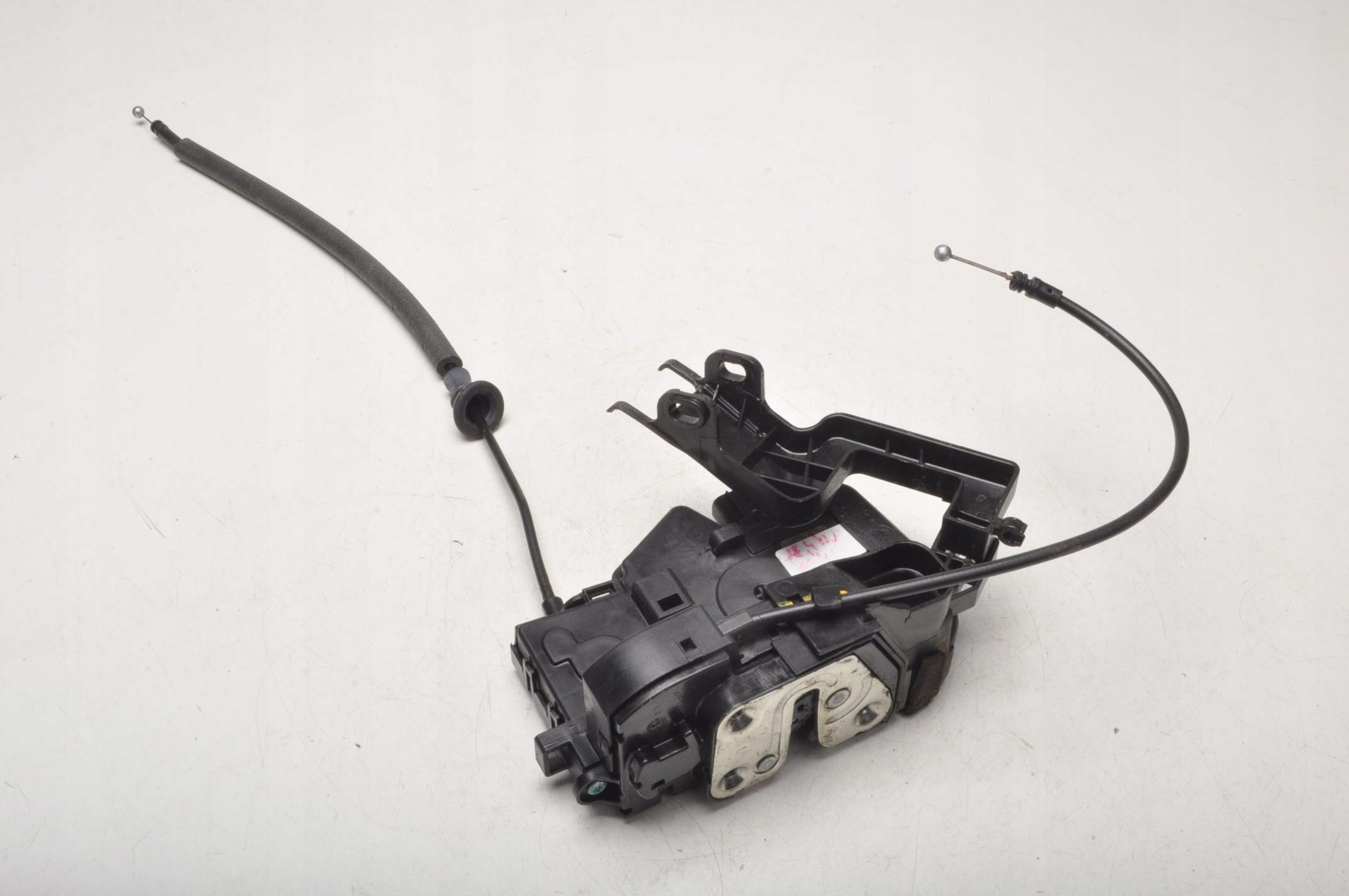 KIA VENGA ЗАМОК ДВЕРИ ЛЕВЫЙ ЗАДНИЙ 7 PIN 81410-1P020
