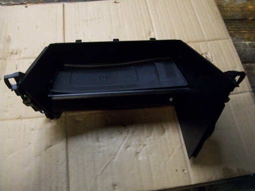 84684-J7100 - KIA XCEED ІНДУКЦІЙНА РАМКА ЗАРЯДНОГО ПРИСТРОЮ ПОЛКУ