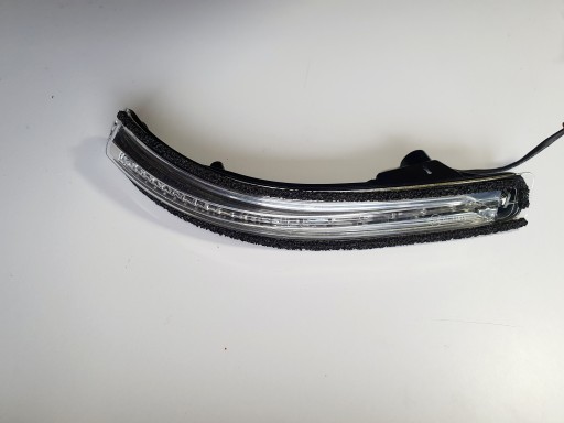 3007081000 2 - Покажчик повороту дзеркала правий HYUNDAI i20 II 14-17R OE