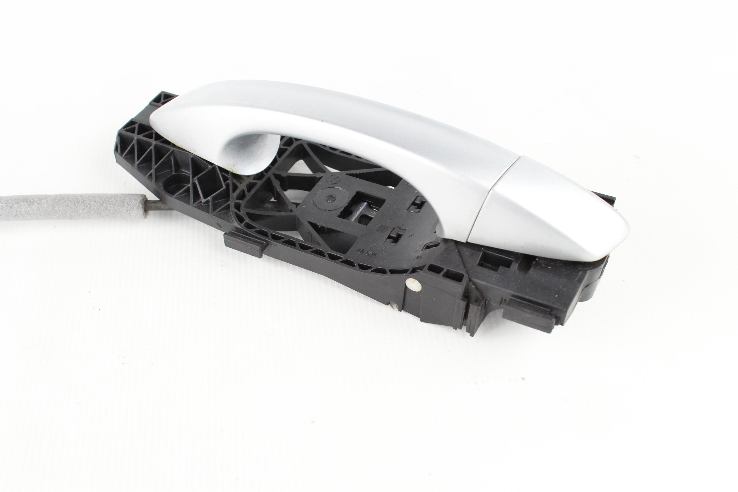 РУЧКА ДВЕРИ ЛЕВАЯ ПЕРЕДНЯЯ SKODA OCTAVIA III 12-16