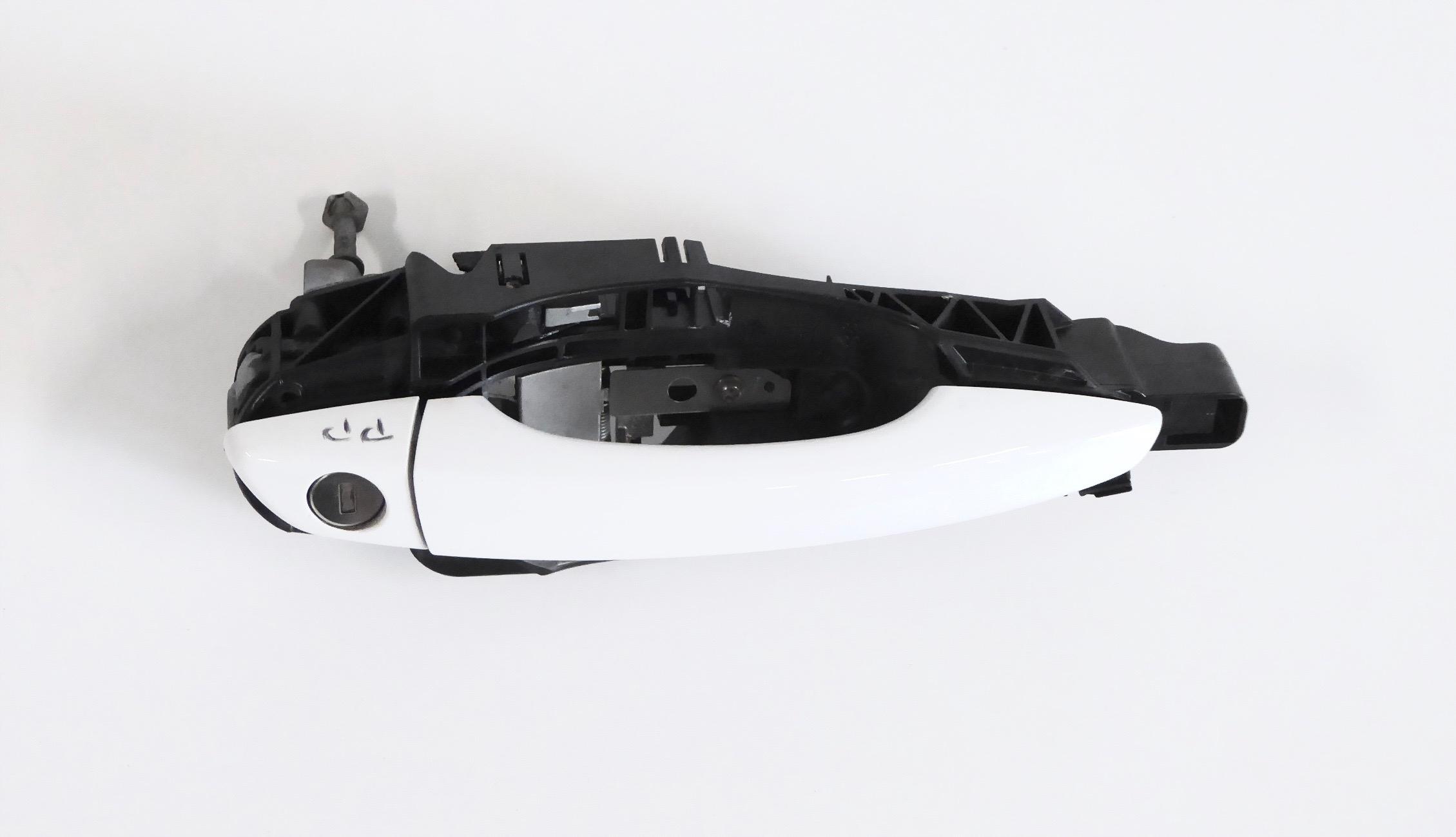 РУЧКА ДВЕРИ ПРАВАЯ ПЕРЕДНЯЯ G2O OPEL GRANDLAND X