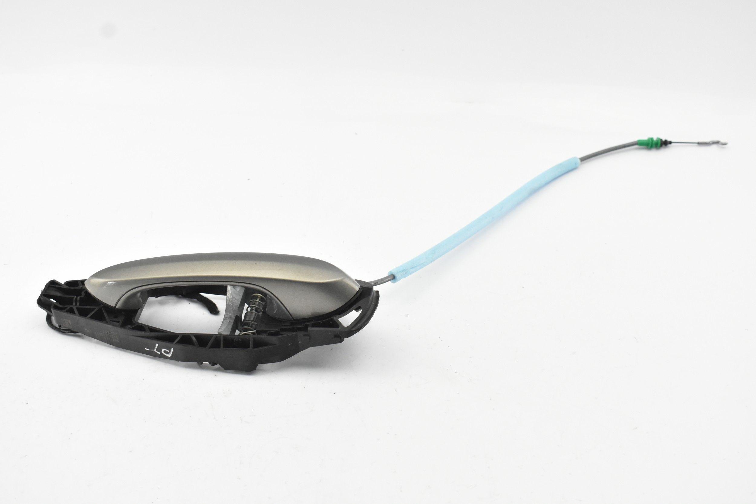 9881778 - Ручка дверей права задня LED BMW G20 G21 C4A 18-