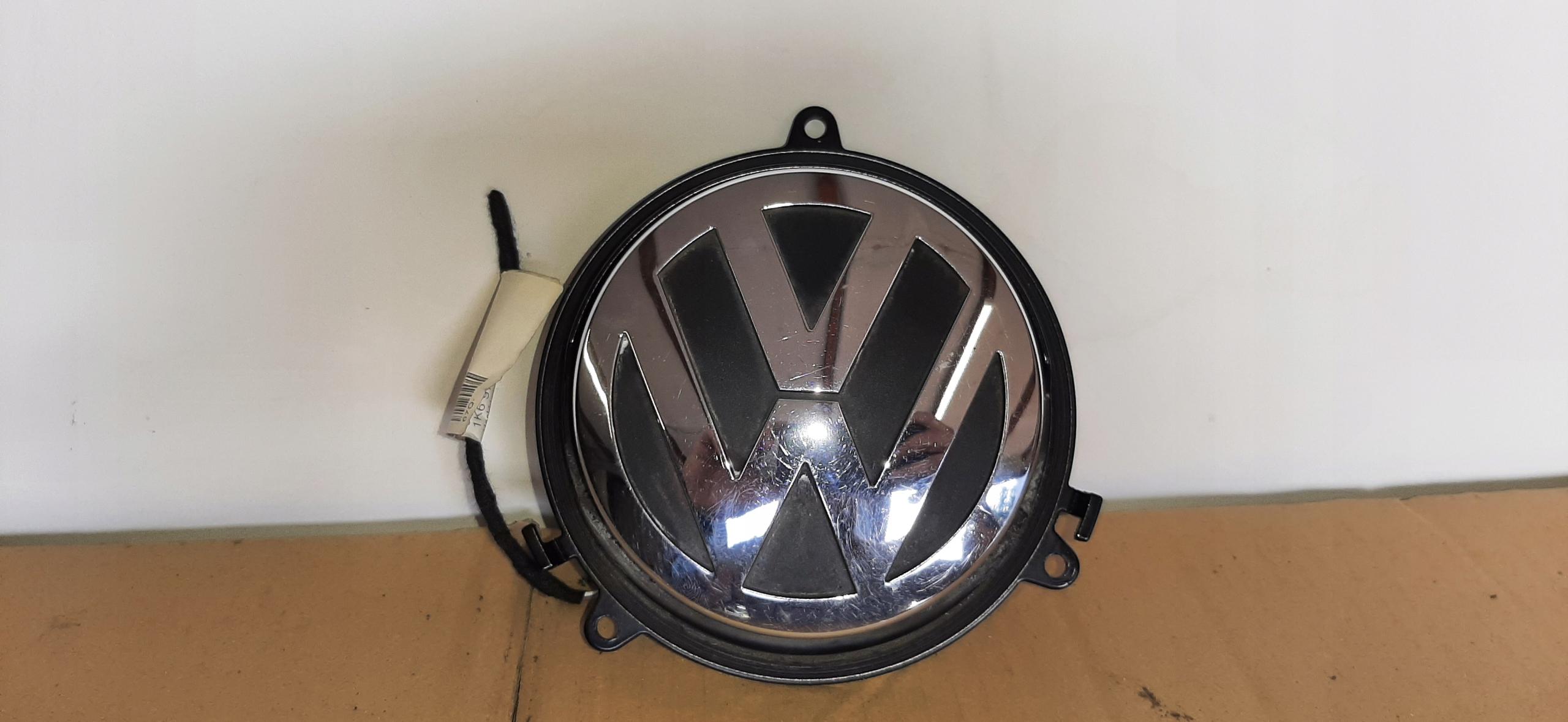 1K0827469G 3C5827469C - Дверна ручка емблема задня кришка VW PASSAT B6 GOLF V OEM