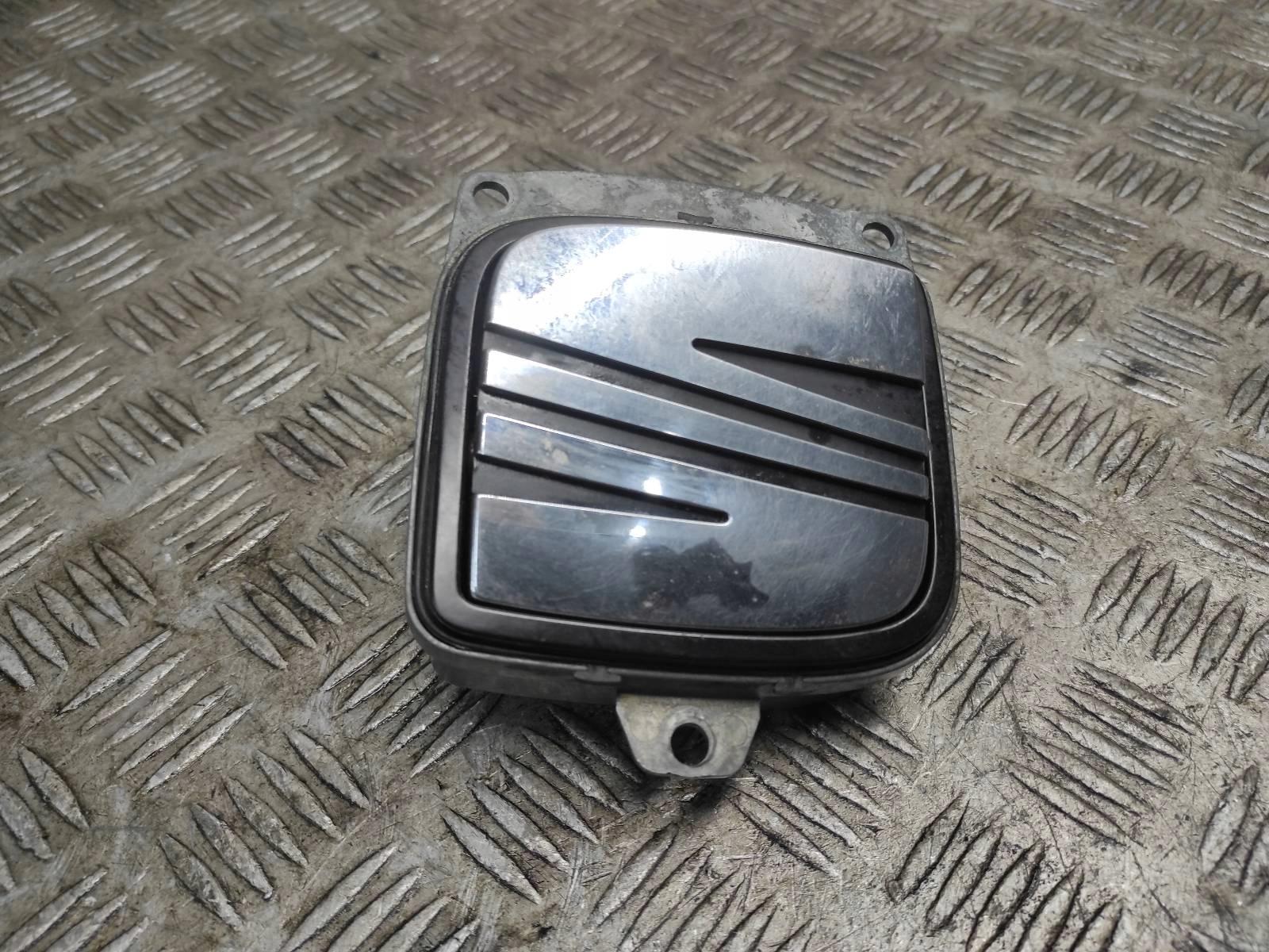 РУЧКА ДВЕРИ БАГАЖНИКА ALTEA XL 2007R 5P0827565C