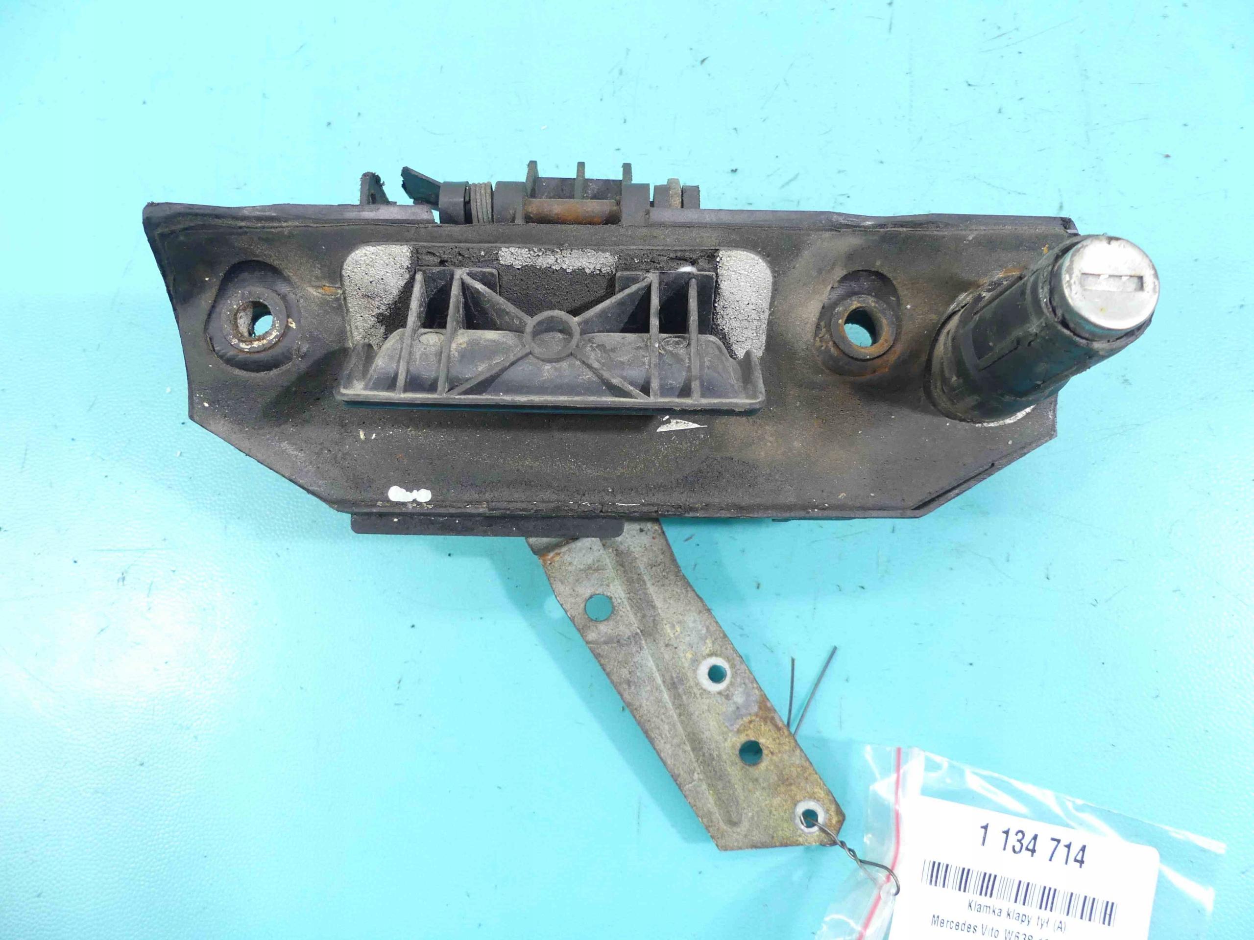 Ручка задней двери Mercedes VITO W638