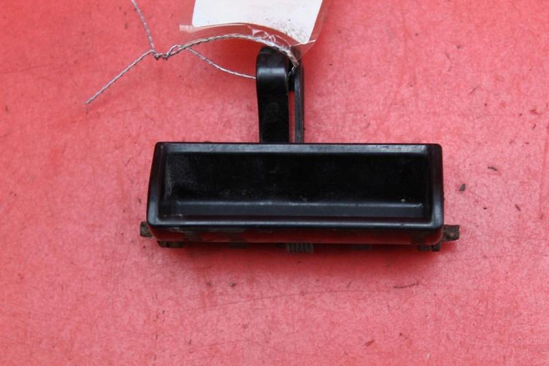 РУЧКА ДВЕРЕЙ ЗАДНЯ ЗАДНЯ HONDA JAZZ 2 II 04R