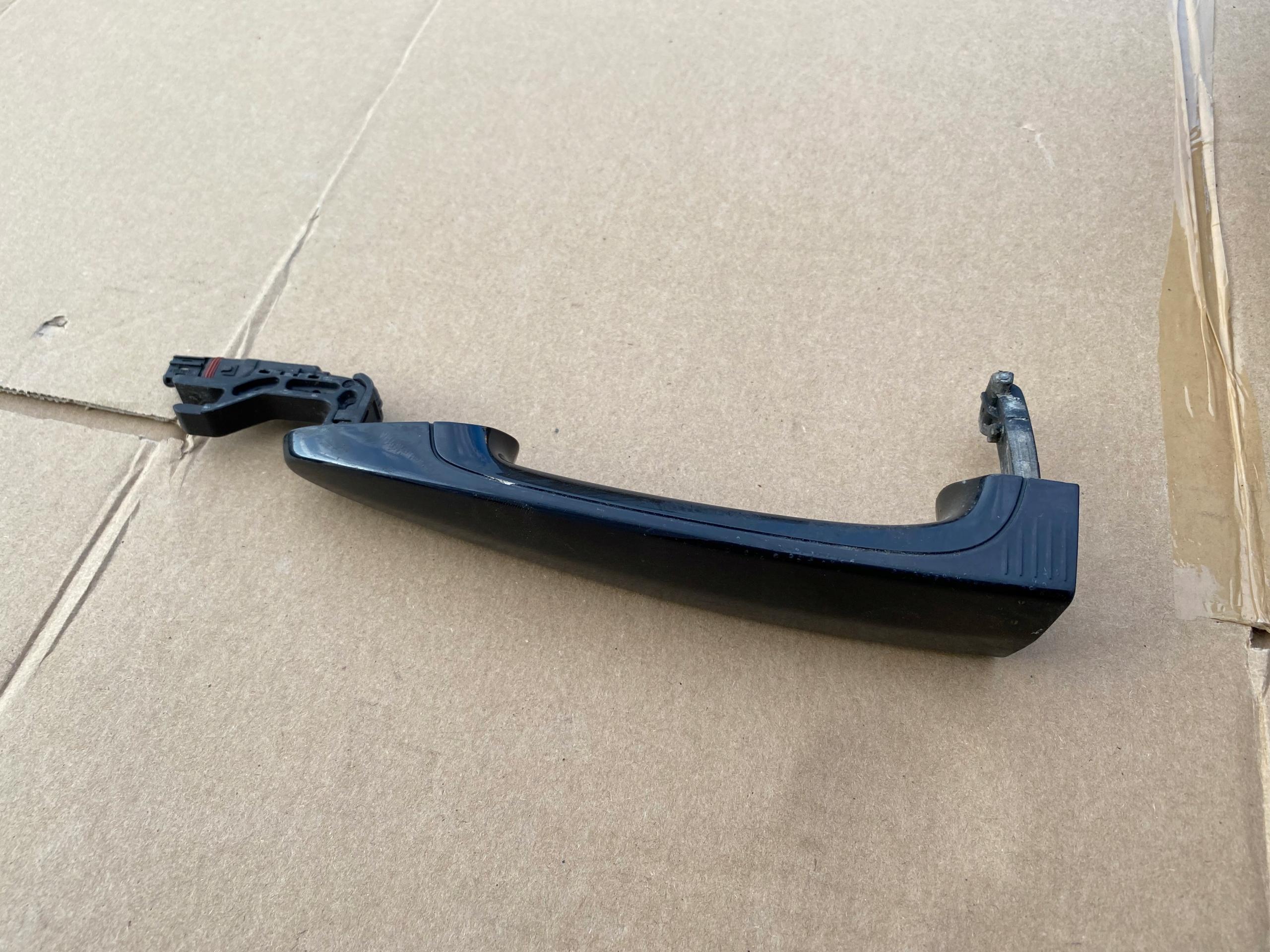 7154189 - Ручка двери левая передняя левая BMW E90 E92 комфорт без ключа