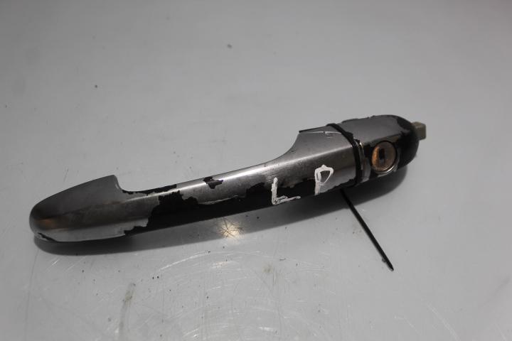 РУЧКА ДВЕРЕЙ ЛІВА ПЕРЕДНЯ ЗОВНІШНЯ 147 LIFT