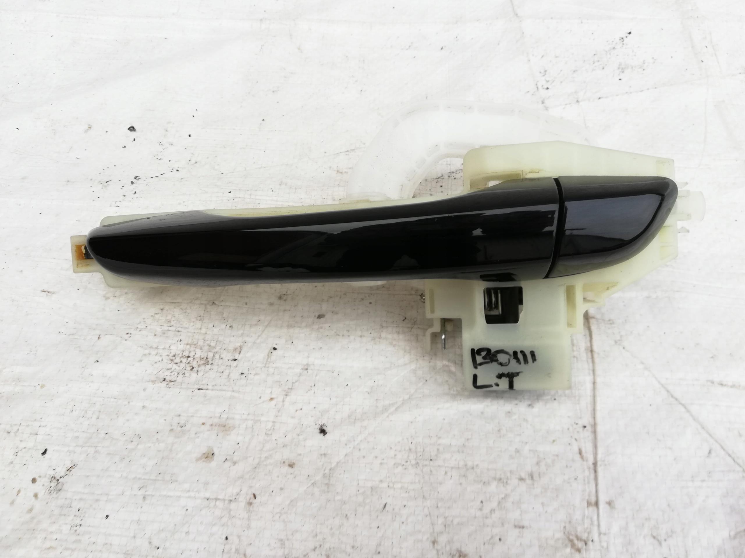 Ручка двери левая задняя задняя HYUNDAI i30 III Европа PAE