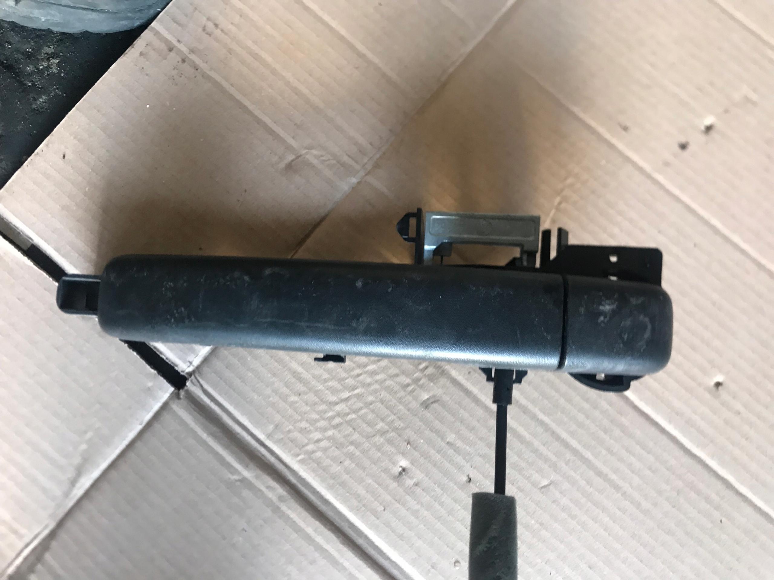 ДВЕРНАЯ РУЧКА MASTER MOVANO III 10-22 ЕВРОПА ПРАВАЯ ДВЕРЬ