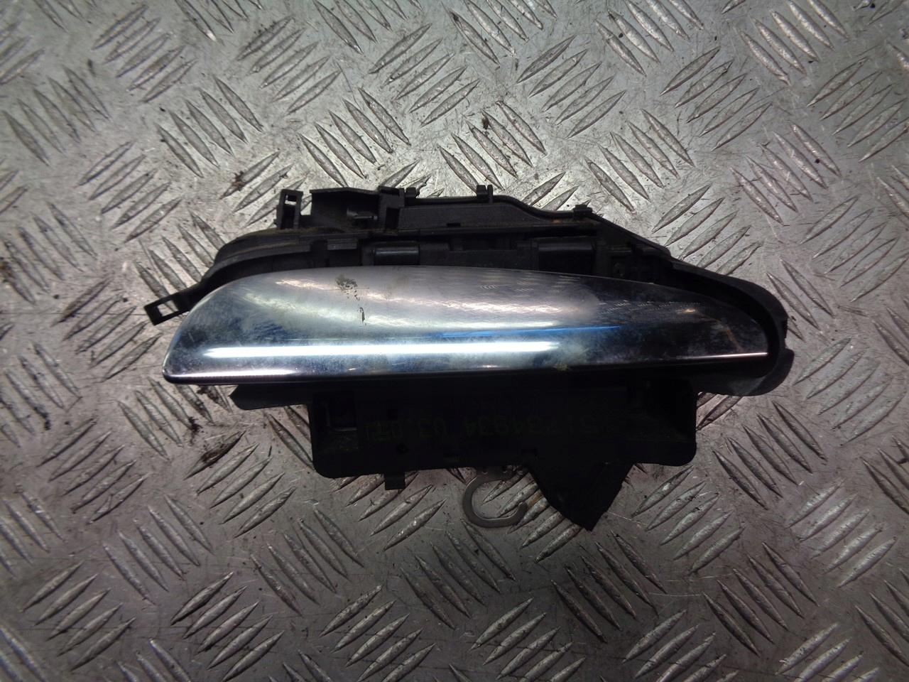 РУЧКА ПРАВАЯ ПЕРЕДНЯЯ НАРУЖНАЯ FIAT CROMA II