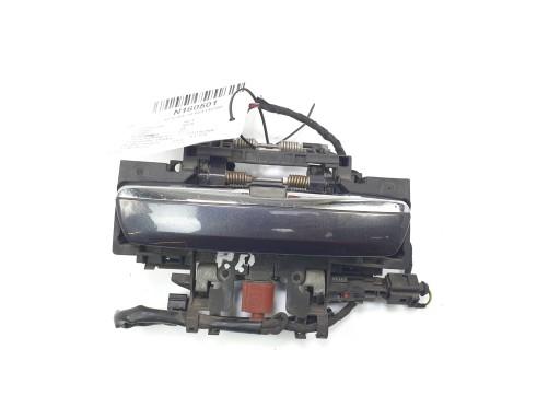 Ручка двери правая передняя 4E0949137 AUDI A8 D3