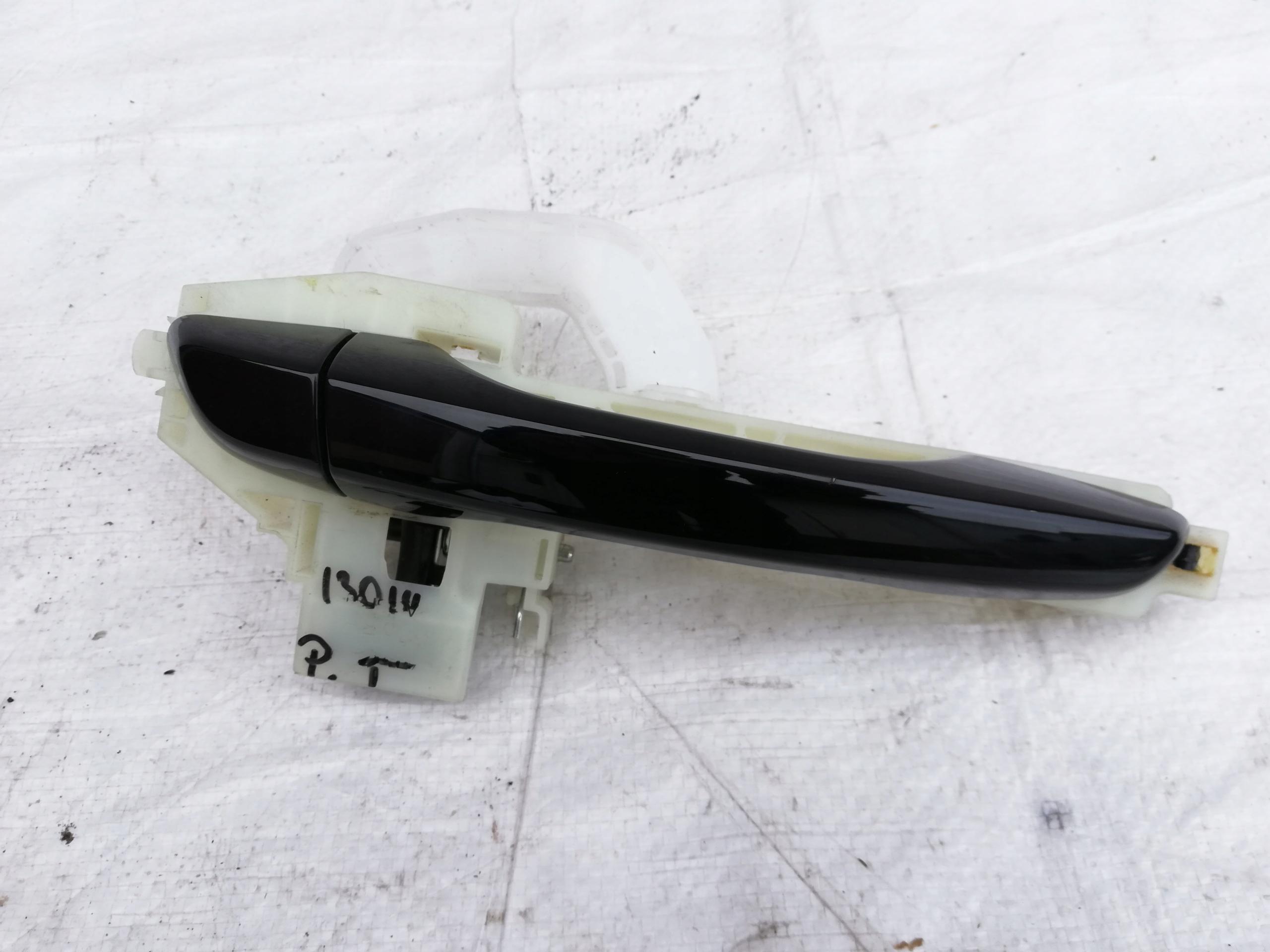 Ручка двери правая задняя задняя HYUNDAI i30 III Европа PAE